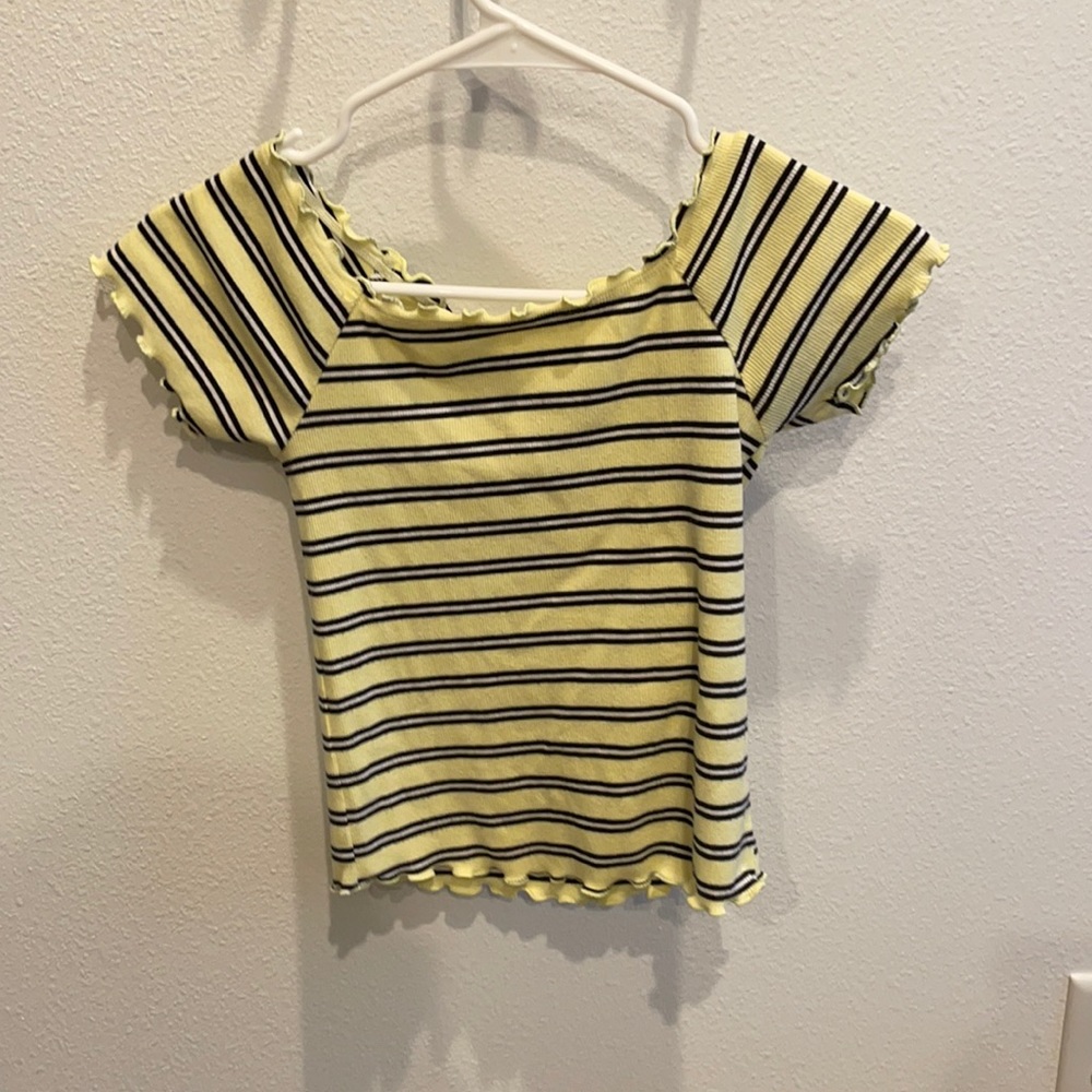 Cropped shirt